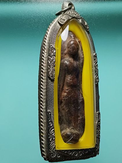 พระเปิดโลก กรุเตาทุเรียง พิมพ์ใหญ่ตัดชิด เนื้อเข้มจัด สวยมาก  รูปที่ 4