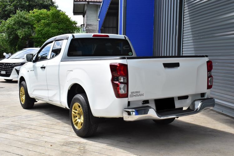 Isuzu D-MAX 2020 1.9 S Pickup ดีเซล เกียร์ธรรมดา ขาว รูปที่ 4