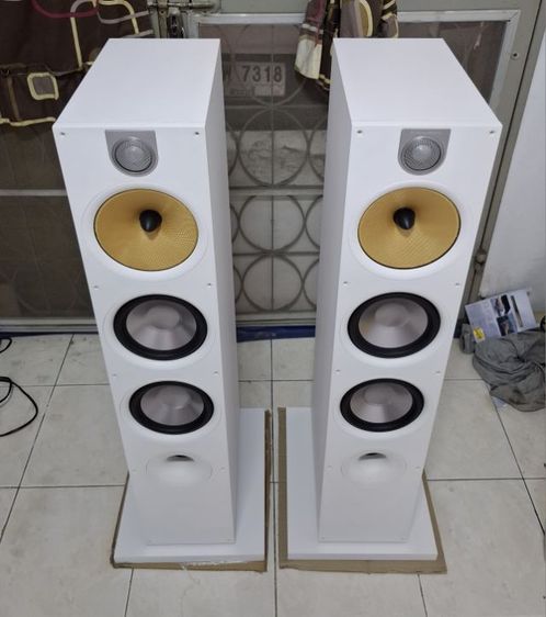 ลำโพง B แอน w 685 s2