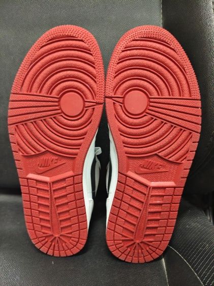 Nike Air Jordan 1 Low WHITE GYM RED BLACK us 9.5 Eur 43 27.5 cm มือสองของใหม่ กล่องครบ ไม่เคยใส่ พื้นเต็ม ดาวเต็ม สภาพ 100 เปอร์เซนต์  รูปที่ 2