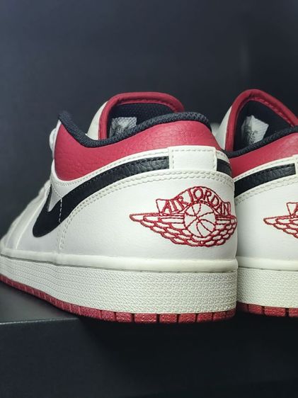 Nike Air Jordan 1 Low WHITE GYM RED BLACK us 9.5 Eur 43 27.5 cm มือสองของใหม่ กล่องครบ ไม่เคยใส่ พื้นเต็ม ดาวเต็ม สภาพ 100 เปอร์เซนต์  รูปที่ 13