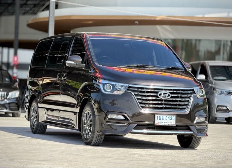 Hyundai H-1 2020 2.5 Deluxe Van ดีเซล ไม่ติดแก๊ส เกียร์อัตโนมัติ น้ำตาล รูปที่ 3