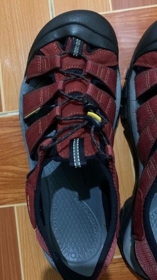 รองเท้าkeen