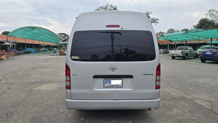 รถ Toyota Commuter 2.5 สี เทา