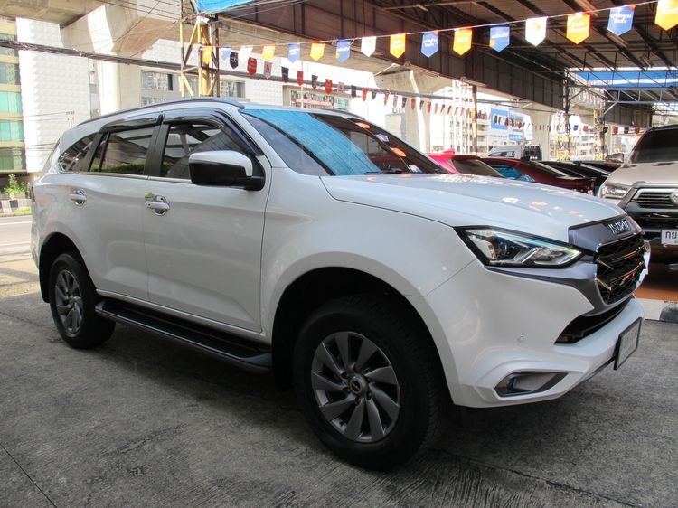 Isuzu MU-X 2023 1.9 Elegant 2WD Utility-car ดีเซล ไม่ติดแก๊ส เกียร์อัตโนมัติ ขาว รูปที่ 2