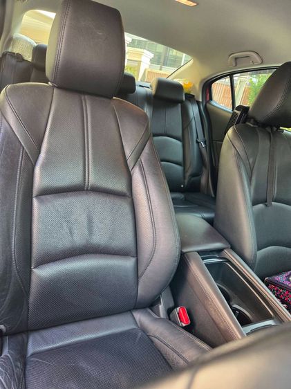 Mazda Mazda3 2017 2.0 S Sports Sedan เบนซิน ไม่ติดแก๊ส เกียร์อัตโนมัติ แดง รูปที่ 4