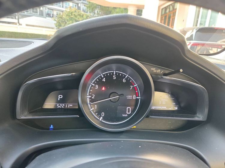 รถ Mazda Mazda3 2.0 S Sports สี แดง