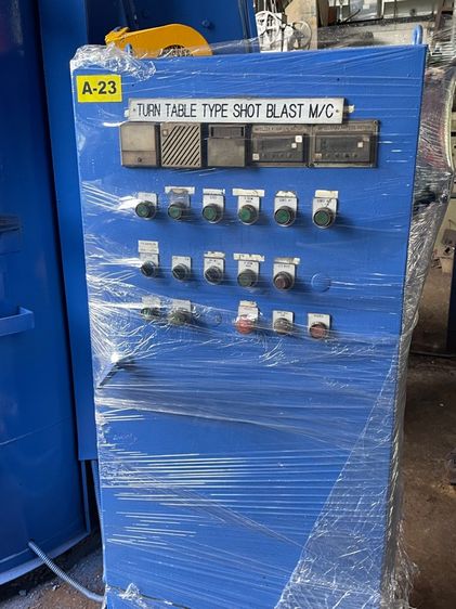 เครื่องพ่นทรายรุ่นโต๊ะหมุน จานกว้าง 1.5 เมตร รับน้ำหนักได้ 300 กิโล