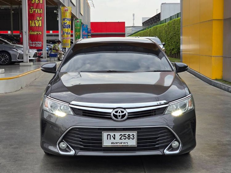 Toyota Camry 2016 2.0 G Sedan เบนซิน LPG เกียร์อัตโนมัติ เทา รูปที่ 2