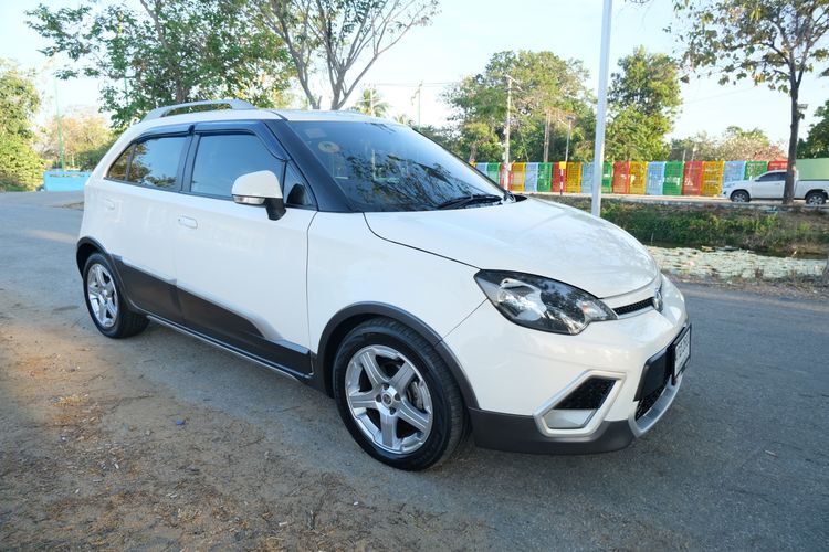 รถ MG MG3 1.5 X สี ขาว