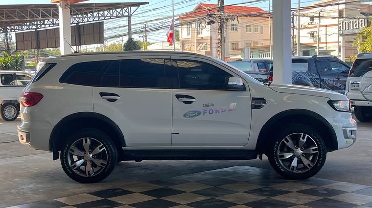 Ford Everest 2017 2.2 Titanium Utility-car ดีเซล ไม่ติดแก๊ส เกียร์อัตโนมัติ ขาว รูปที่ 4
