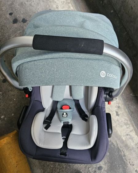 คาร์ซีทกระเช้าสภาพใหม่มาก แทบไม่ได้ใช้ค่ะ