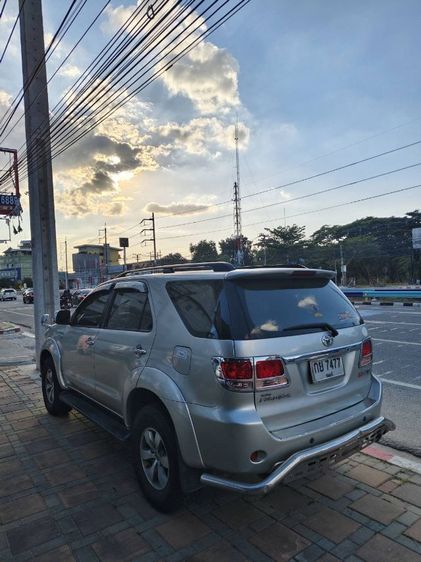 Toyota Fortuner 2006 3.0 V 4WD Van ดีเซล ไม่ติดแก๊ส เกียร์อัตโนมัติ บรอนซ์เงิน