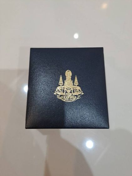 ขายเหรียญ เหรียญเจ้าแผ่นดิน เนื้อเงินขัดเงา 
จัดทำเนื่องในวโรกาส ครองสิริราชสมบัติครบ 50 ปี   รูปที่ 2