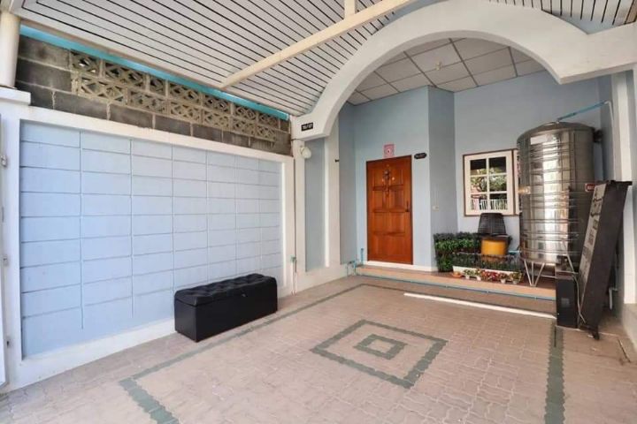 ทาวน์เฮาส์ให้เช่า 4ห้องนอน5ห้องน้ำ 9000เดือน  บางกรวย พระราม7  มจพ
