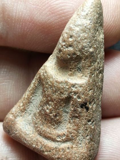 พระนางพญาเนื้อดินครับ รูปที่ 16