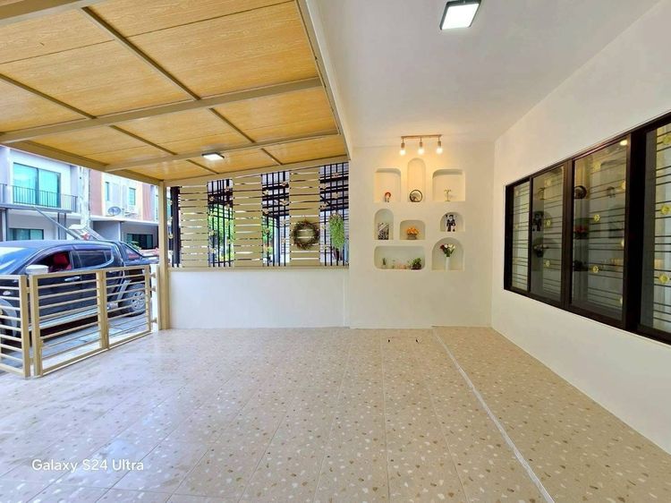 ตกแต่งครบ ทาวน์เฮาส์ มีนบุรี หทัยราษฎร์ หมู่บ้าร่มทิพย์ ทำเลหลังมุม ใกล้โรงเรียนโชคชัย  รูปที่ 3