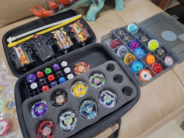 ขายBEYBLADE X  ชุดพร้อมเล่น