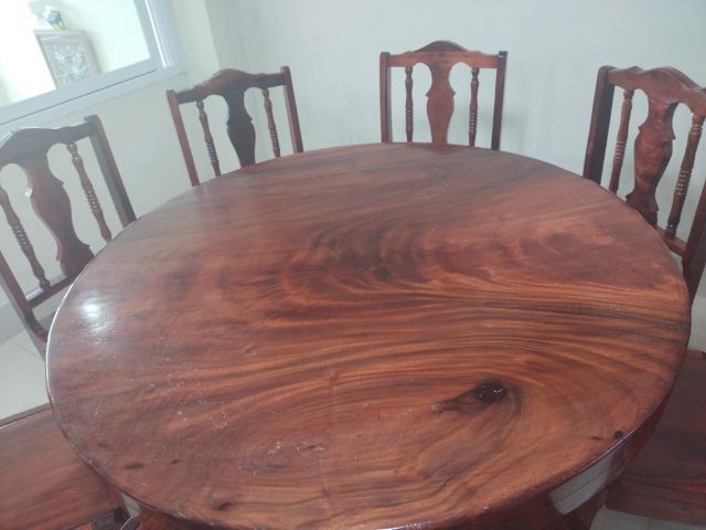 โต๊ะทานข้าวพร้อมเก้าอี้ รูปที่ 3