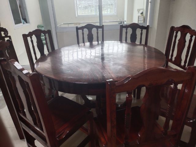 โต๊ะทานข้าวพร้อมเก้าอี้ รูปที่ 2