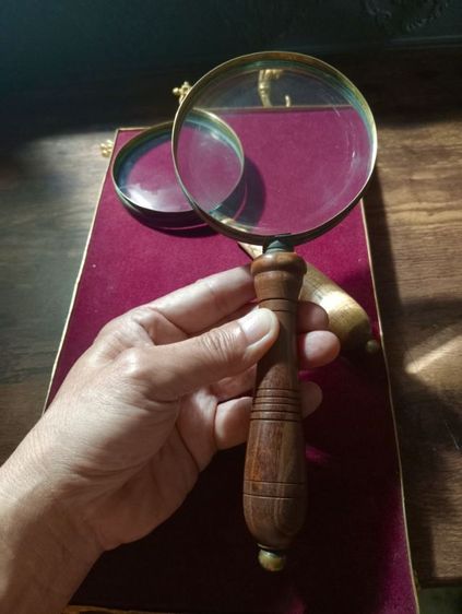 แว่นขยายทองเหลืองเก่าโบราณเลนส์แก้วด้ามไม้จริงสภาพเยี่ยม รูปที่ 8