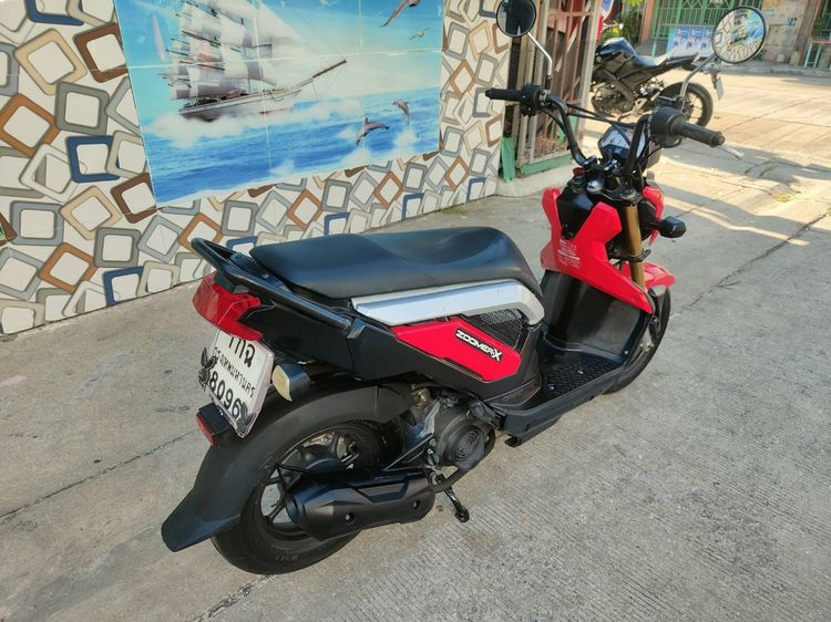 🛵ยังไงก็ขาย ZOOMER-X ปี 56 เครื่องดี สีสวย สตาร์ทมือ เล่มชุดโอนครบ+เปลี่ยนถ่ายน้ำมันเครื่องฟรี ส่งฟรี30 ก.ม รูปที่ 7
