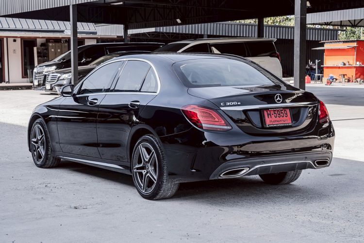 Mercedes-Benz C-Class 2020 C350 Sedan ปลั๊กอินไฮบริด (PHEV) ไม่ติดแก๊ส เกียร์อัตโนมัติ ดำ รูปที่ 4