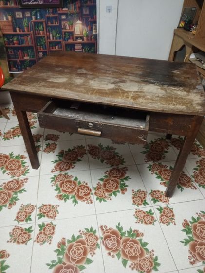 ยาว120กว้าง80สูง75ไม้สีกทองสนใจทักแชทครับพร้อมส่ง