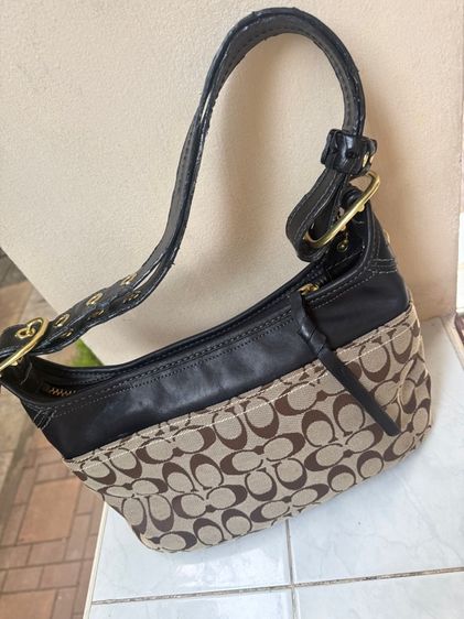 Coach  รูปที่ 2