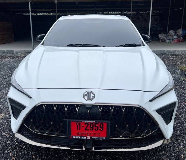 MG MG5 2024 1.5 X Sedan เบนซิน เกียร์อัตโนมัติ ขาว รูปที่ 2