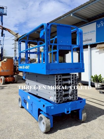 รถกระเช้า Scissor Lift Genie GS-4047 รูปที่ 3