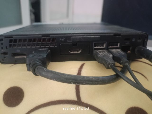 ปล่อยต่อครับ ชุดคอมพิวเตอร์HPจอ17นิว cpu Mini PC HP Prodesk 800 G3 CPU Core i5-6500T 2.50 GHz ฮาร์ดดิสก์ SSD M.2 256 GB ดูหนัง ฟังเพลง เล่นเกม
อุปกรณ์ครบชุด แถมหูฟัง
1500 อยู่บางพูน ปทุมธานีครับ