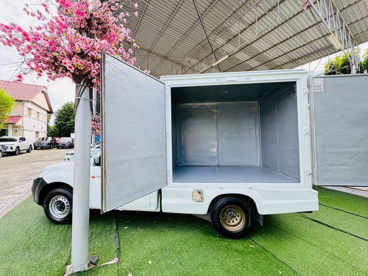 Isuzu D-MAX 2019 1.9 S Pickup ดีเซล ไม่ติดแก๊ส เกียร์ธรรมดา ขาว รูปที่ 2