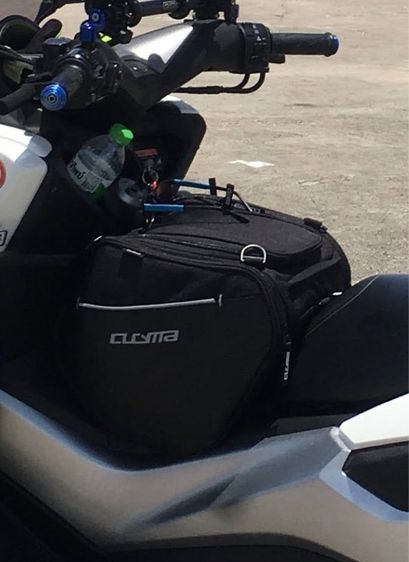 กระเป๋าวางกลางมอไซค์