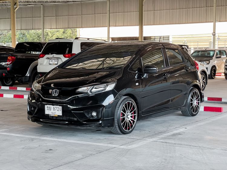 รถ Honda Jazz 1.5 V+ สี ดำ