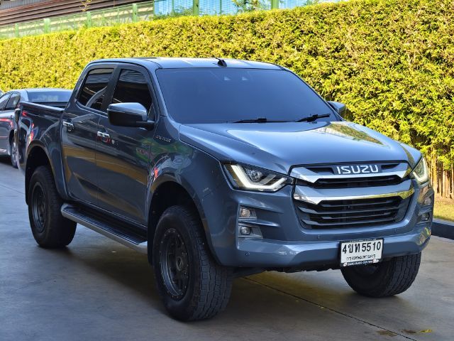 รถ Isuzu D-MAX 3.0 Hi-Lander สี เทา