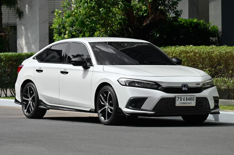 Honda Civic 2022 2.0 eHEV RS Sedan ไฮบริด ไม่ติดแก๊ส เกียร์อัตโนมัติ ขาว รูปที่ 2