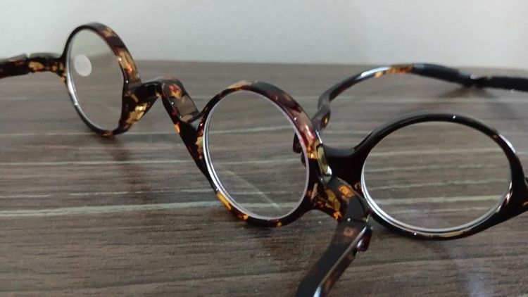 แว่นสายตา รูปที่ 4