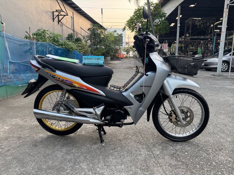 HONDA WAVE 100S คาร์บูเกียร์สตาร์ทเท้า เครื่องดีมากสีสวยมากต้องมาดูของจริงมีสถานที่ให้ทดลองขับขี่ก่อนซื้อ รูปที่ 2