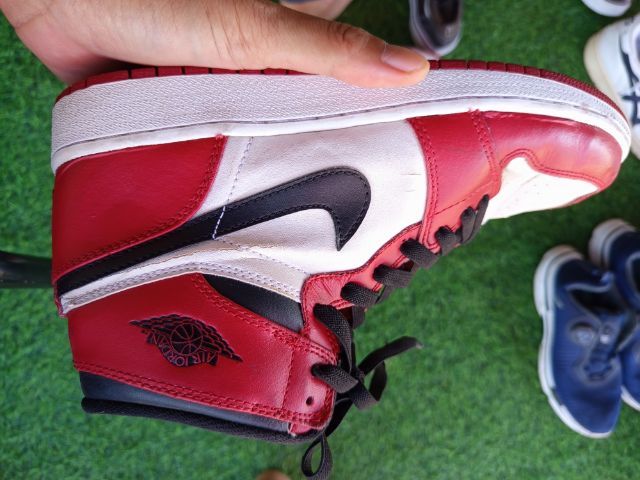 Air Jordan 1 Retro High "Chicago" (2013) รูปที่ 8
