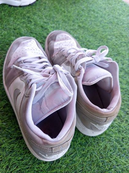 Nike Air Jordan 1 Low (Women's)