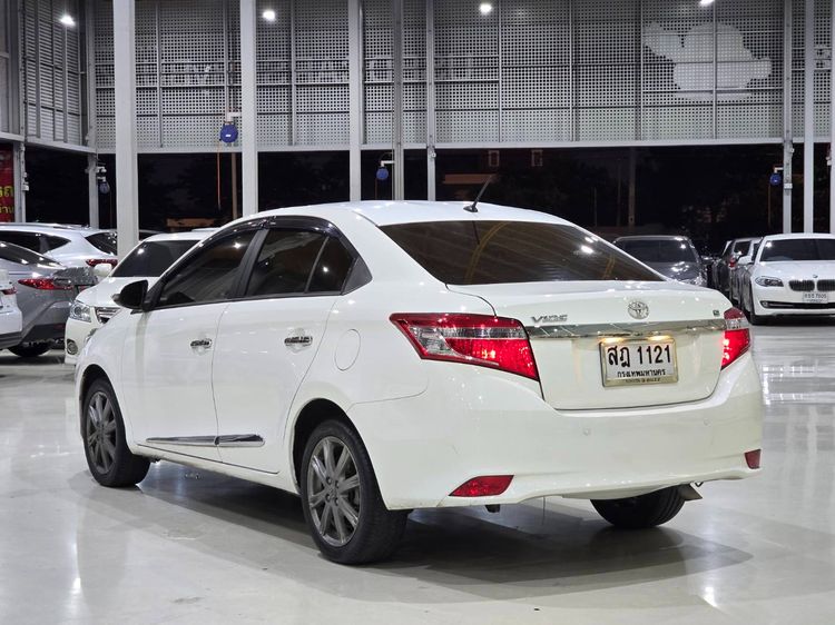 Toyota Vios 2013 1.5 S Sedan เบนซิน ไม่ติดแก๊ส เกียร์อัตโนมัติ ขาว รูปที่ 4