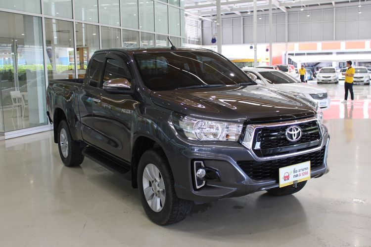 Toyota Hilux Revo 2020 2.4 E Pickup ดีเซล ไม่ติดแก๊ส เกียร์ธรรมดา เทา รูปที่ 3