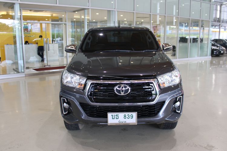 รถ Toyota Hilux Revo 2.4 E สี เทา
