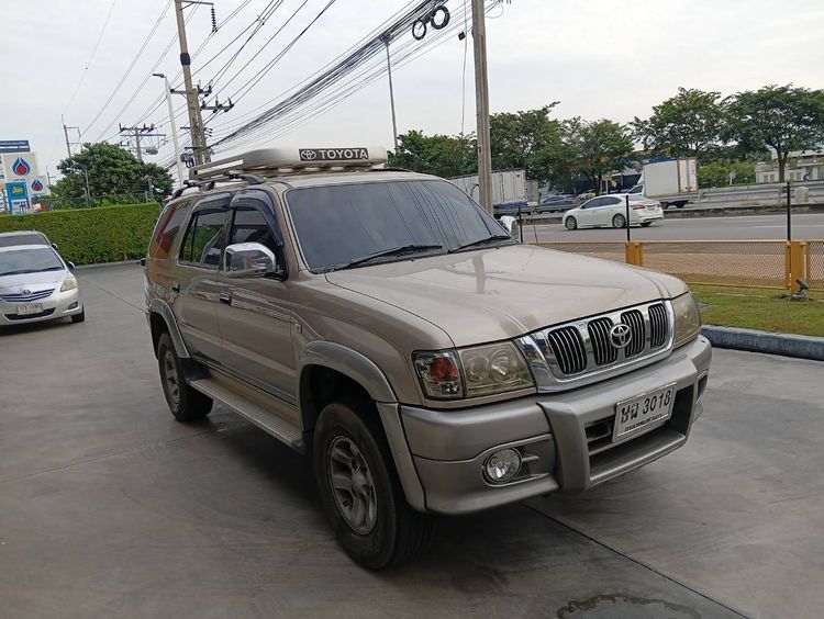 รถ Toyota Sport Rider 2.5 Prerunner E สี น้ำตาล