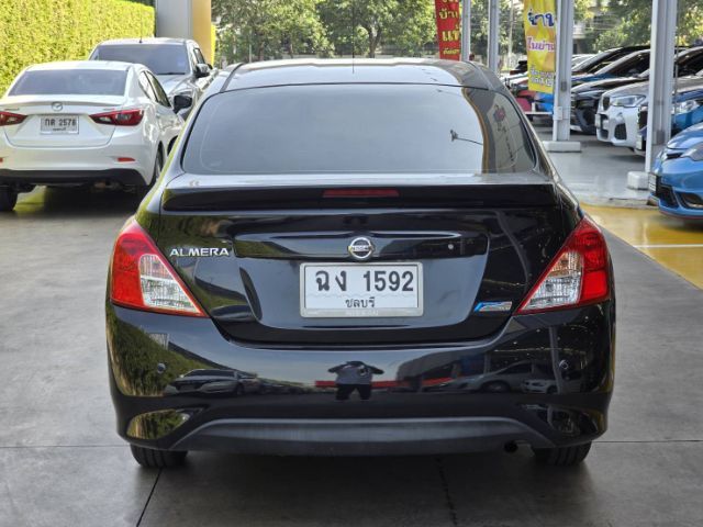 Nissan Almera 2015 1.2 E Sportech Sedan เบนซิน LPG เกียร์อัตโนมัติ ดำ รูปที่ 4