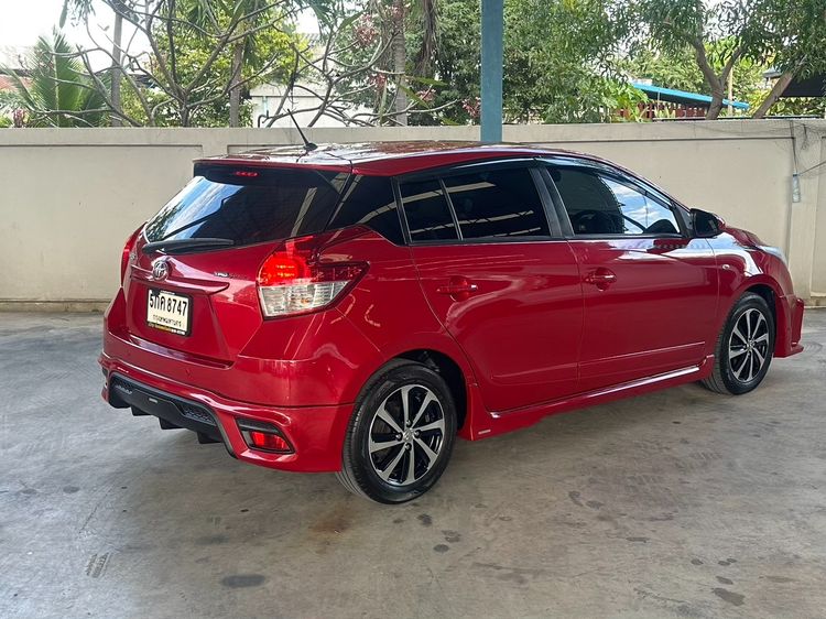 Toyota Yaris 2015 1.2 TRD Sportivo Sedan เบนซิน ไม่ติดแก๊ส เกียร์อัตโนมัติ แดง รูปที่ 3
