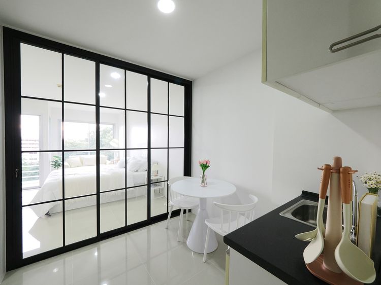 มีบางส่วน ขายราคาพิเศษ ไมล์สโตนคอนโดมิเนียม เสรีไทย 27.97 ตรม. ชั้น 6 รีโนเวทใหม่ ห้องใหญ่ ชั้นสูง วิวสวย บรรยากาศดีเยี่ยม เฟอร์ครบ แบ่งพื้ที่ได้อย่าง รูปที่ 4