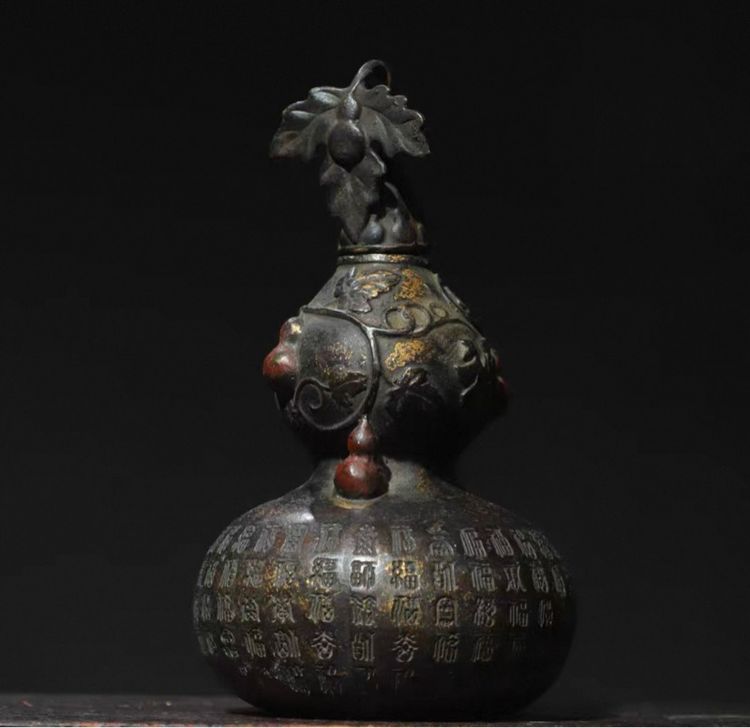 ✨เครื่องประดับรูปน้ำเต้าทองแดง 