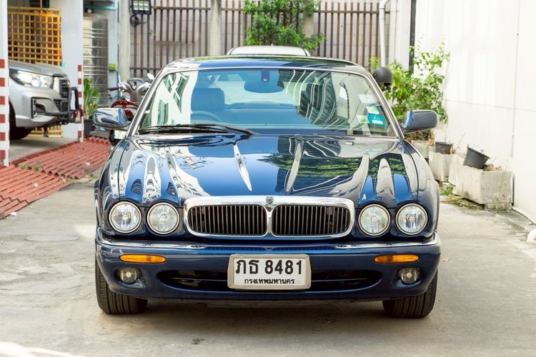 Jaguar XJ8 2000 3.5 Executive Sedan เบนซิน ไม่ติดแก๊ส เกียร์อัตโนมัติ น้ำเงิน รูปที่ 3